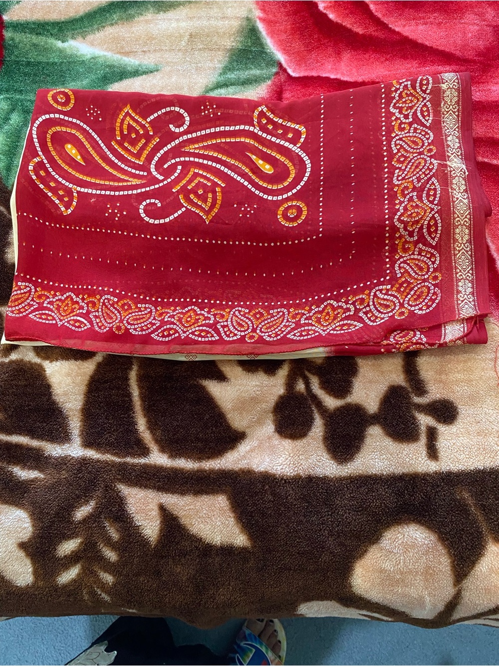 Red and Cream Patterned Scarf Wrap - Picture 6 of 6